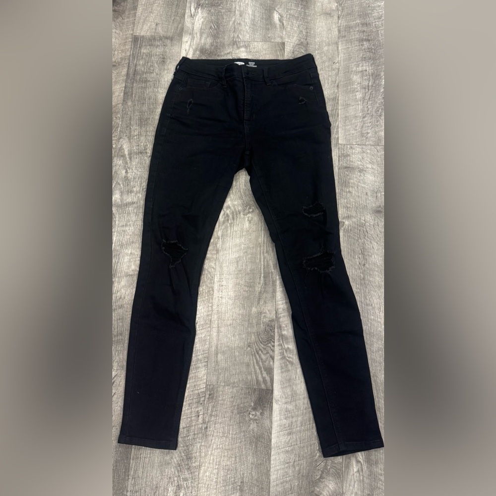 Old Navy Women's Rockstar Super Skinny High Rise Black Ripped Skinny Jeans